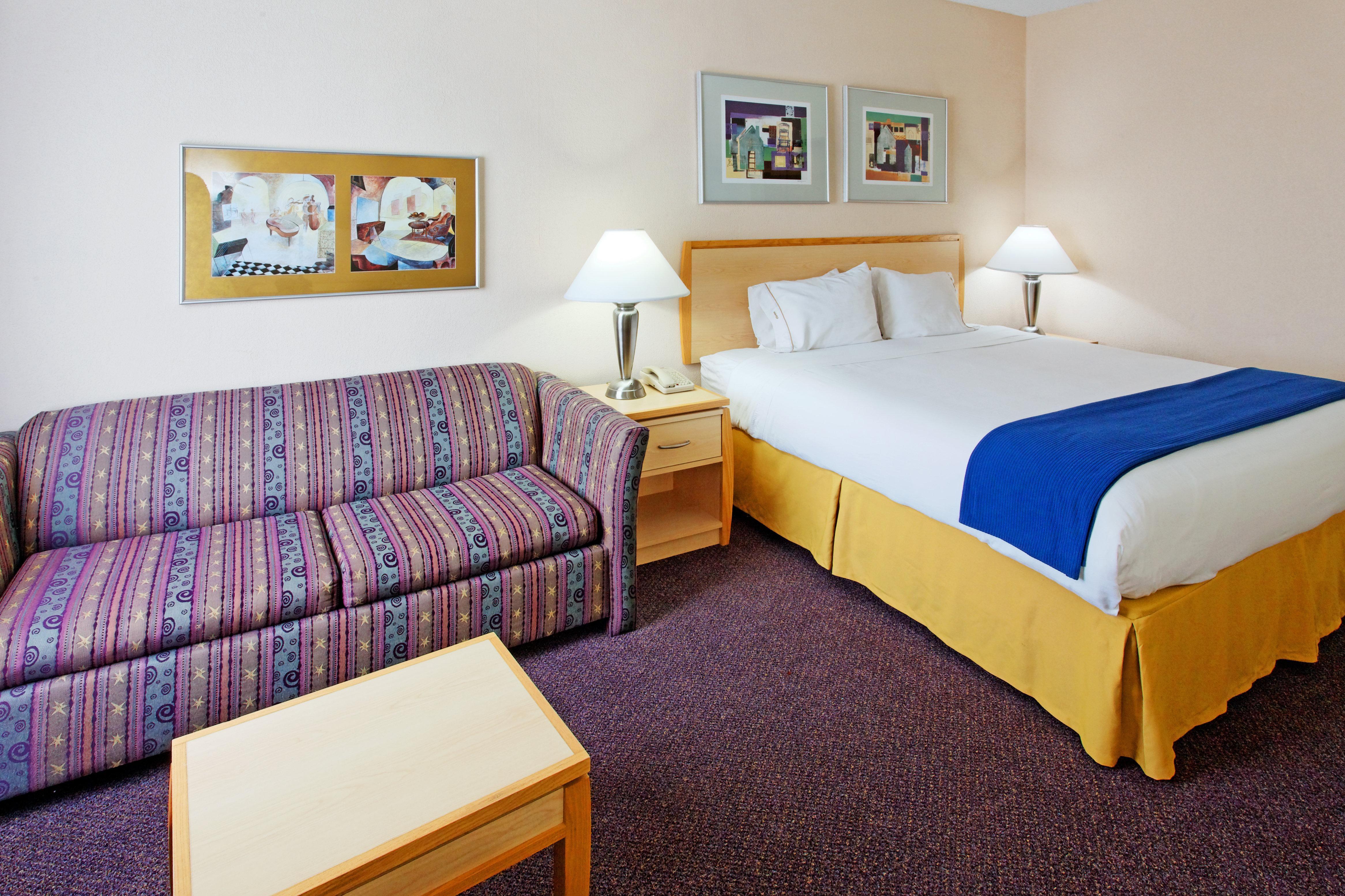 Holiday Inn Express Hotel & Suites San Antonio - Rivercenter Area By Ihg Exteriör bild