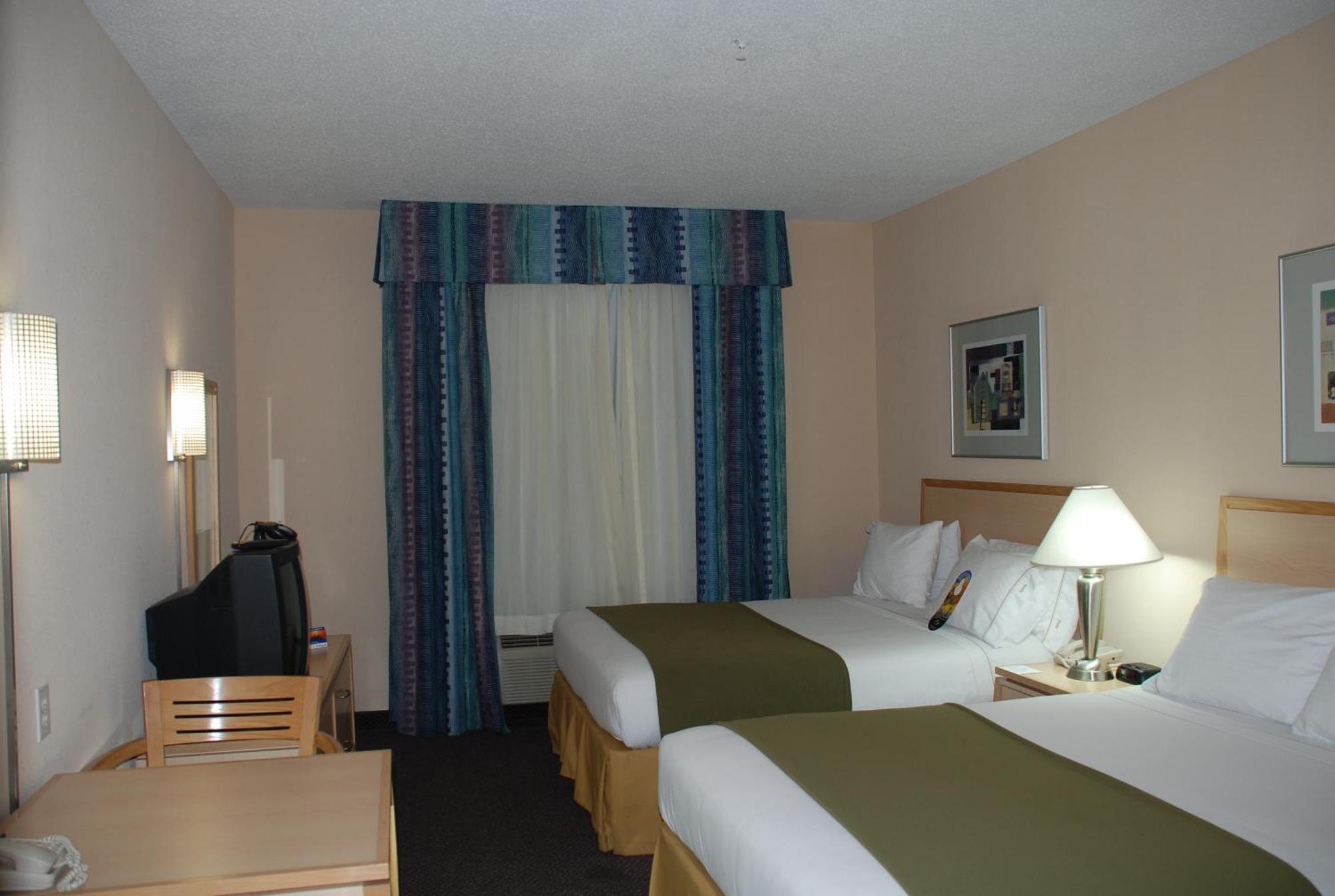 Holiday Inn Express Hotel & Suites San Antonio - Rivercenter Area By Ihg Rum bild